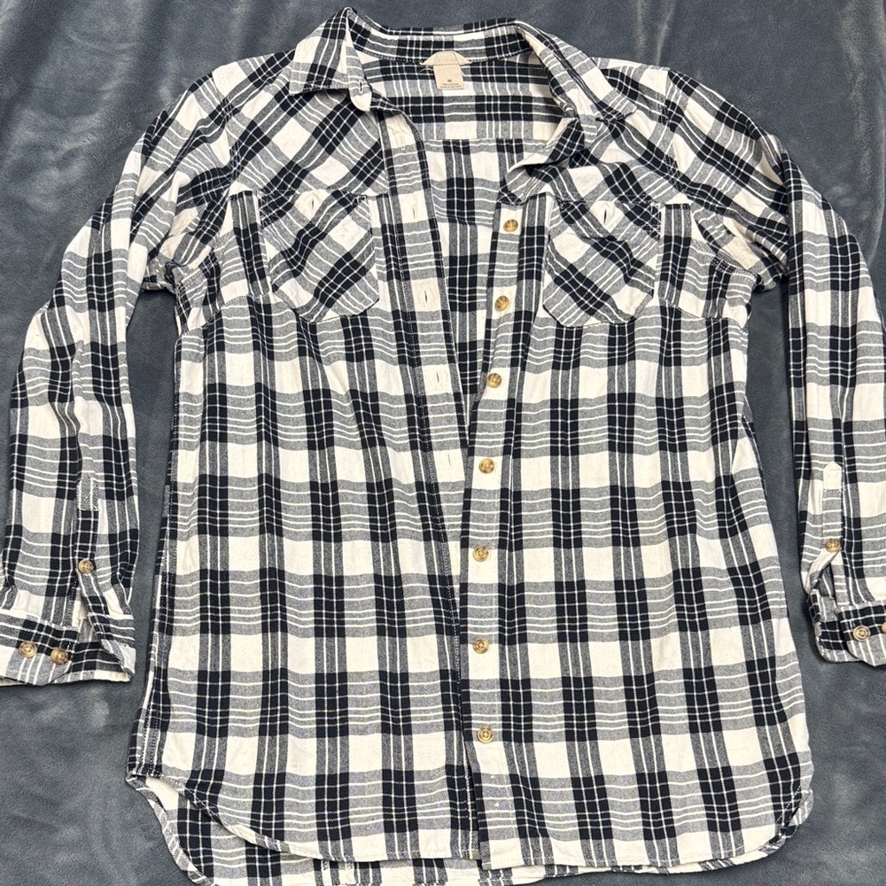 Duluth Black and White Plaid Button-Up Shirt